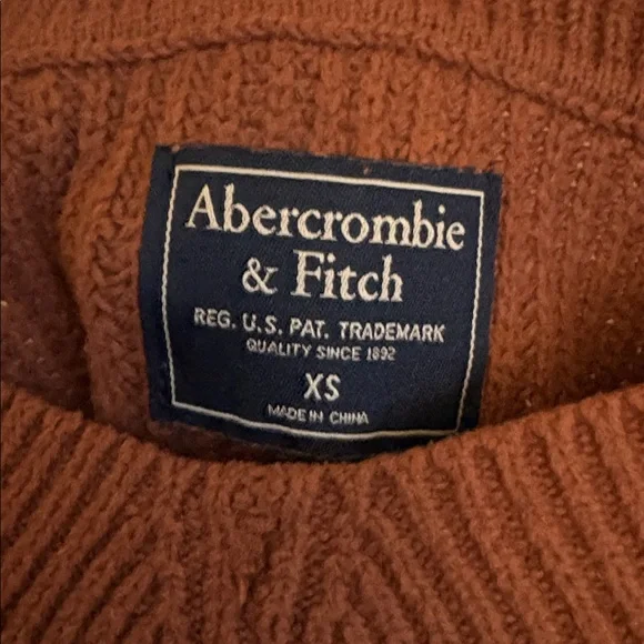 Abercrombie & Fitch Sweater - Picture 2 of 3